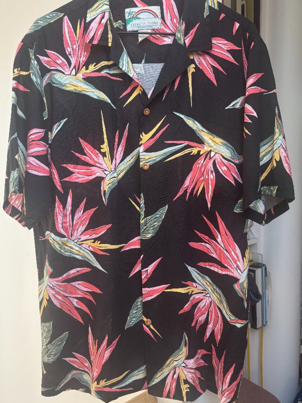 Vintage Hawaiian Shirt. Short Sleeve. 100% Rayon
